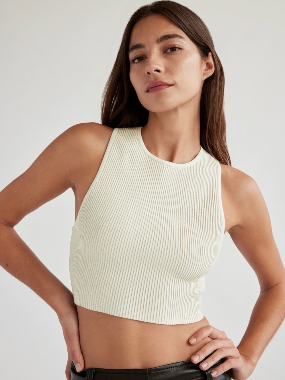 Aritzia Ribbed Cropped Tank Top - Cream